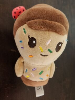 Moriah Elizabeth Mini Mystery Sprinkle Plush Series 2 Ice Cream